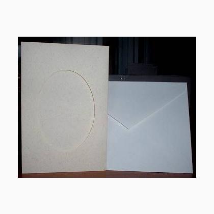 Carte à l\'uverture ovale: parchemin