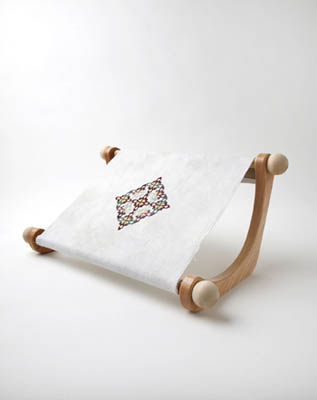 Doodler Stitching Frame (w/3 dowels)