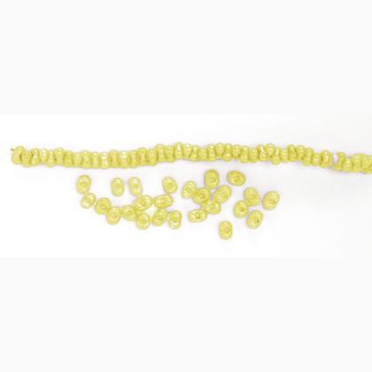 Rocailles - Transp. papillon 2x4mm. - Jaune