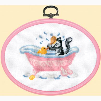 Kit broderie au point compté: chat au bain!