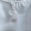 Blouse à broder avec manches décorées