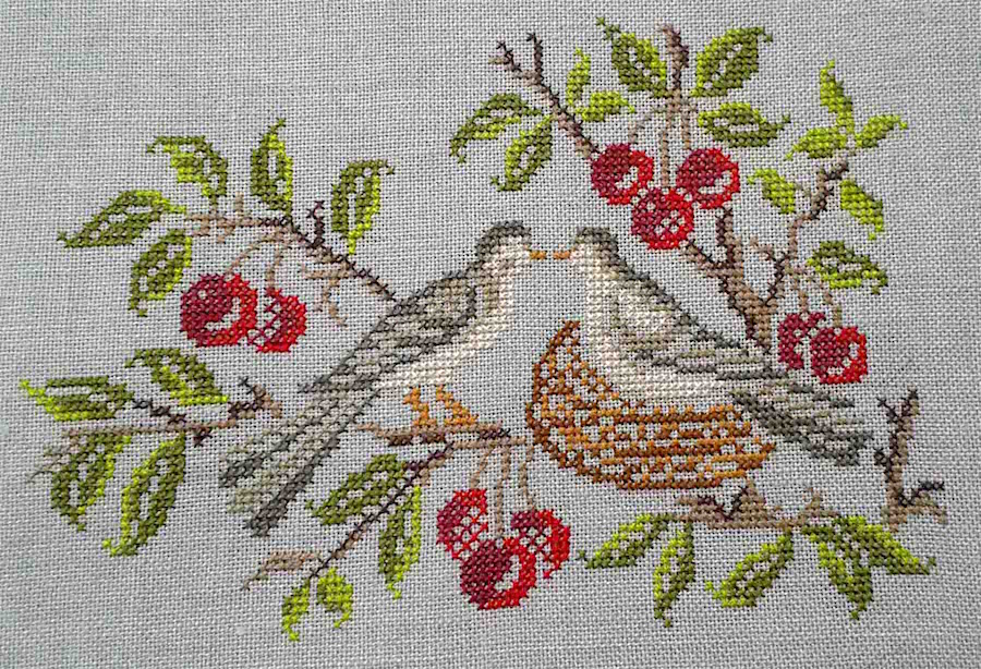 Oiseau et cerises de Paola Gattiblu Grilles Point de Croix Grilles Point de Croix Casa Cenina