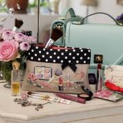 Trousse «Petite Daisy»  - Aida