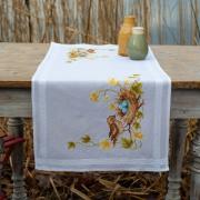 Chemin de table - Petit oiseau dans le nid