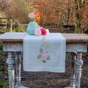 Chemin de table - Fleurs et feuilles