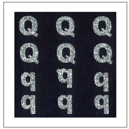 Lettres Glitter - \"Q\" \"q\"