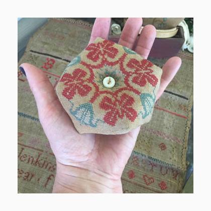 Hannah\'s Biscornu Pinkeep Pattern