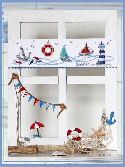 Fenêtre décorative - blanc satiné