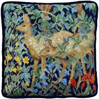 Coussin - Greenery Deer Tapestry