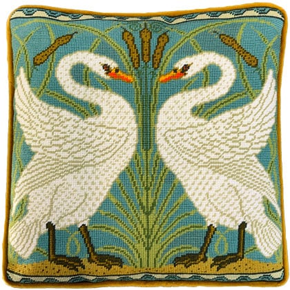 Coussin - Swan, Rush And Iris