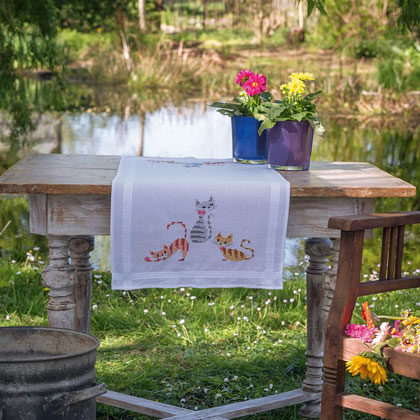 Chemin de table - Chats rayés