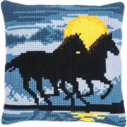 Coussin : Chevaux au clair de lune