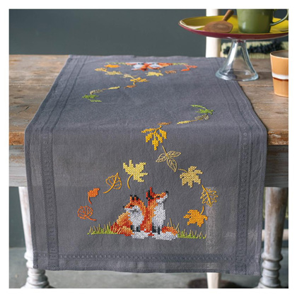 Chemin de table - Renards en automne