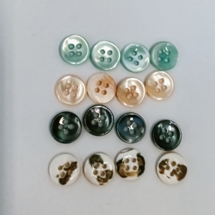 Boutons à 4 trous