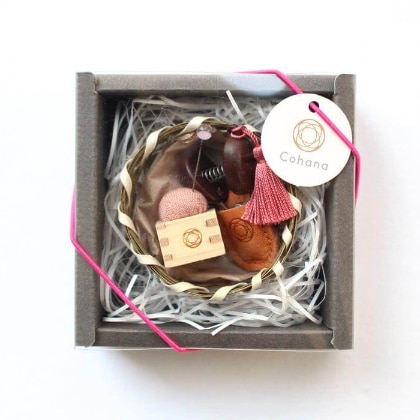 Mini ciseaux Seki et mini pique-aiguilles Masu - Rose