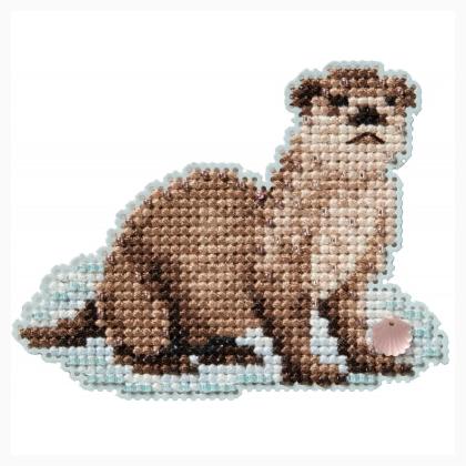 Seasonal Ornament : Otter