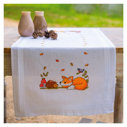 Chemin de Table - Animaux de la forêt en automne