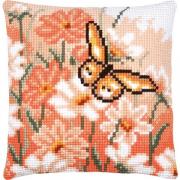 Coussin - Papillon et fleurs roses