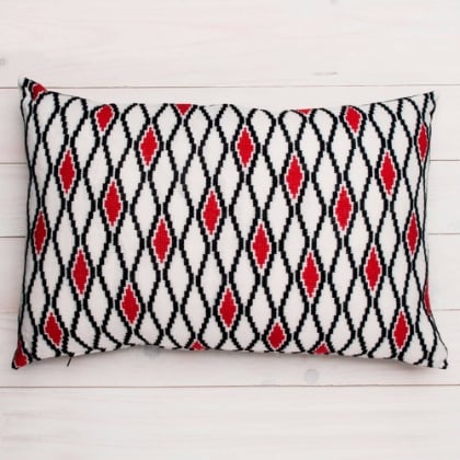 Coussin - Diamants blancs et rouges