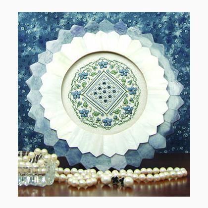 Sparkling Forget-Me-Not Circle