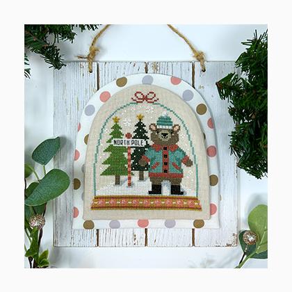 Winter Forest Snowglobe 2