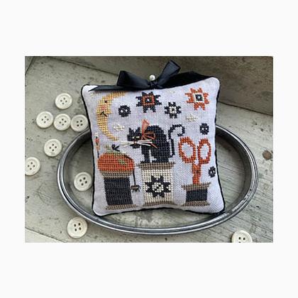 Halloween Spools Pinkeep